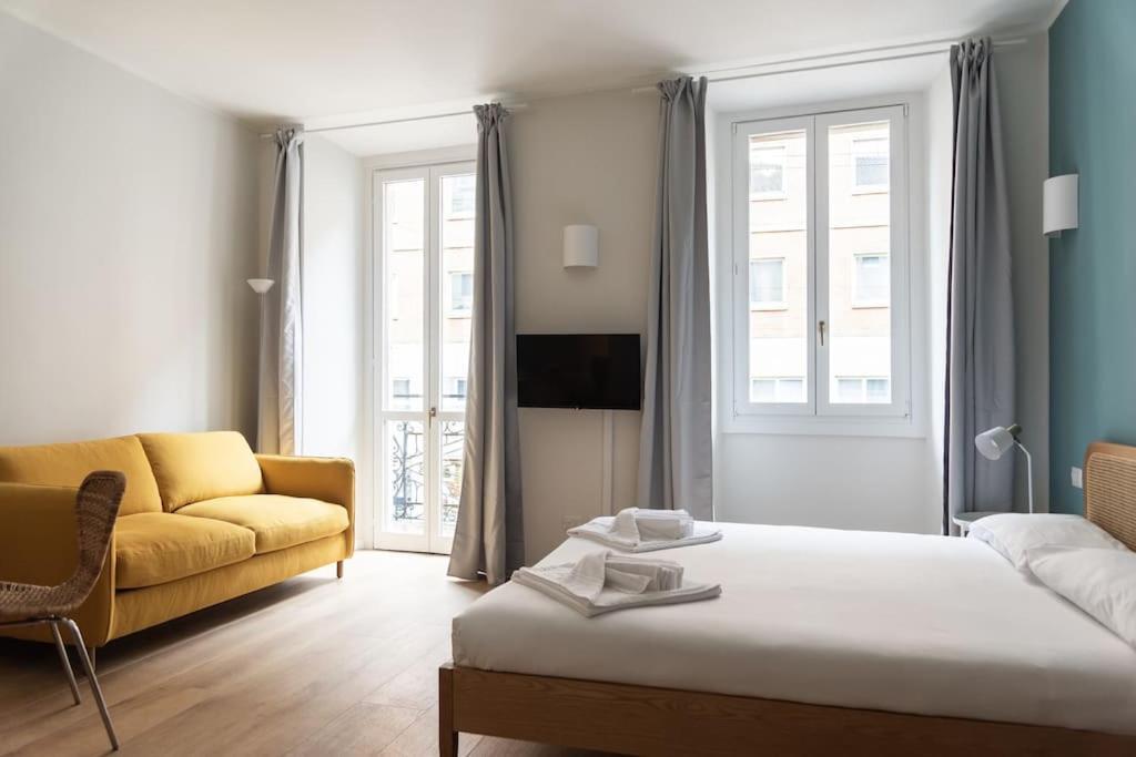 Youhosty - Ticinese Suite 1 Milan Bagian luar foto