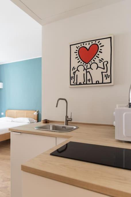 Youhosty - Ticinese Suite 1 Milan Bagian luar foto