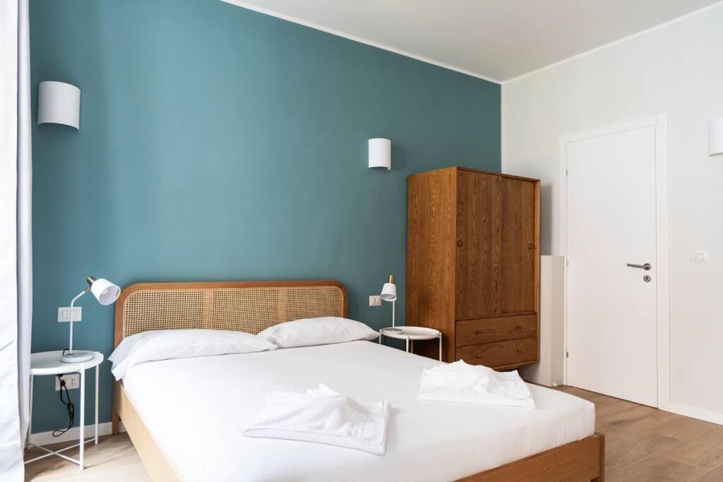 Youhosty - Ticinese Suite 1 Milan Bagian luar foto